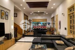 Bán nhà ngọc hà, 45m2x5t, mt 4m, ngõ to hai ô tô tránh