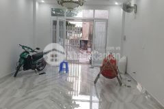 Bán nhà bạch đằng quận bình thạnh. dt 76m2. lh 0932155399.