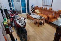 Bán nhà cầu giấy 38m nhà mới ở tết 4.2 tỷ