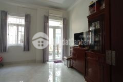 Nhà bán hxh âu cơ, quận 11, 64 m2, giá rẻ, 4 phòng, ngang 5m