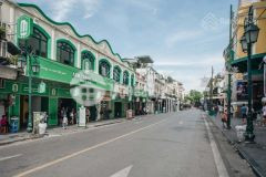 Bán nhà phố tràng tiền, vị trí đẹp nhất phố sổ đỏ chính chủ. full thổ cư.