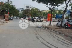 Đầu tư đất chia 3 lô ngọc thụy, ngõ rộng 2.4m, không cắt ngõ