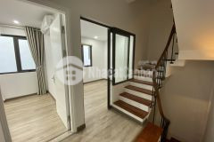 Bán gấp nhà 5 tầng trung tâm phường thạch bàn,long biên,hà nội