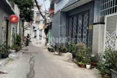 Nhà rẻ quá trời thống nhất gò vấp 24m2 2 tầng đẹp ở ngay.