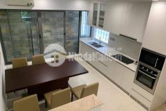 Bán nhà khu vip huỳnh tịnh của quận 3, ngang 4.6m, 5 tầng, 0932828672.