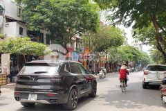 Bán nhà phố ngọc lâm long biên 62m2 vỉa hè rộng kinh doanh giá 11.2 tỷ