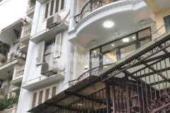 Bán gấp nhà mặt phố víp ngũ xá ba đình 90m2, mt 5m, chỉ 250trm2. 0589593999 096133883..