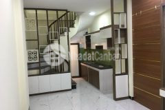 Bán nhà mới koong, lô góc, phân lô dt 38m2 x 5 tầng, mt 4.5m, tại kim giang, gần 4 tỷ 0358999472