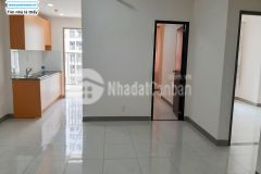 Bán chung cư sky 9 tầng 14 giá rẻ có sổ hồng thoáng mát ít ở view hồ bơi