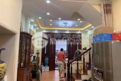 Bán nhà mặt phố ngọc thụy, long biên 90m2 kd, ô tô tránh. giá 8.2 tỷ