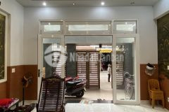 Hẻm xe container tránh nhau sát mặt tiền, khu vực trung tâm p10 tân bình, nhà thiết kế cực hiện đại