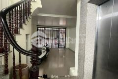 Phân lô, thang máy, kinh doanh, gara ô tô phố nguyên hồng, đống đa, 0911554873.