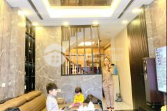 Cần bán nhà khu vực mỹ đình diện tích 40m2, 5 ngủ, nội thất cực đẹp, dọn đồ ở luôn.