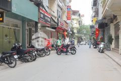 Nhà phân lô, ô tô tránh, kinh doanh phố huỳnh thúc kháng, đống đa. 0911554873.