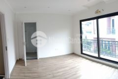 Nhà đẹp ở ngay thượng thanh long biên ngõ thông gara ô tô vào nhà 54m2 mt5.5m chỉ 4.75 tỷ.