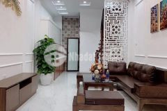 Bán nhà 55m2 phố trung kính ngách thông kinh doanh, sổ nở hậu nhà mới đẹp ở ngay.