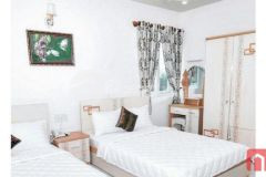 Bán gấp khách sạn 13 phòng mặt tiền phan văn trị. cách biển 50m.