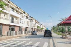 Bán nhà phố view sông duy nhất tại thành phố từ sơn 1 căn duy nhất rẻ hơn thị trường 200 tr