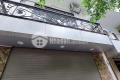 Cực hiếm bán căn nhà quận cầu giấy 3 thoáng, 50m2, 6 tầng 5,6 tỷ.