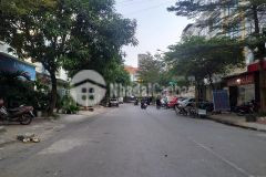 Chủ nhà cần bán gấp nhà nguyễn văn huyên cầu giấy ôtô dừng đỗ 55m2 giá 8tỷ3