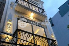 Bán nhà ngọc lâm, long biên, 33m2, 5 tầng, ô tô, nhỉnh 3 tỷ