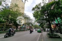 Tòa nhà phố xuân la. lô góc 3 mặt phố, vỉa hè, 4 làn ô tô tránh, thang máy, kd. 110m2 mt9m 8t 30 tỷ