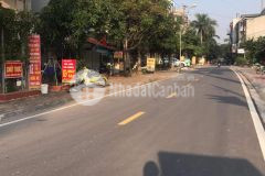 Sốc sốc sôc tứ hiệp ô tô 7 chỗ diện tích 43 m2 cấp 4 chỉ hơn tỷ. liên hệ 0373350362