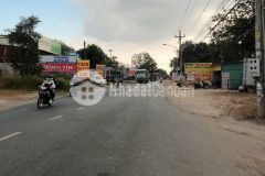 Bán gấp lô đất mặt tiền đường nhựa 100m2