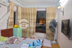 Vĩnh tuy gần chợ bán 130m2 tặng nhà 4 tầng ô tô tránh vào nhà