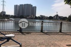 Bán nhà phố trúc bạch lạc chính. dt 62mmt 10m. giá chào 17 tỉ. có tl