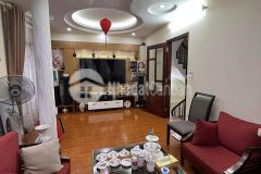 Bán nhà đông tác ngõ nông thẳng lô góc 40m2 5 tầng chỉ 5.9 tỷ