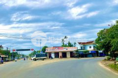 4 lô liền kề sau chợ, cách lộ 100m, đường oto thông thoáng, sẵn sổ