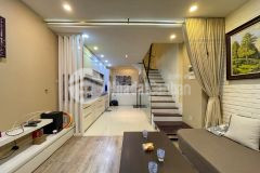 Xuân thủy cầu giấy gõ rộng nhà đẹp sát phố bán gấp 50m2 chỉ nhỉnh 4 tỷ