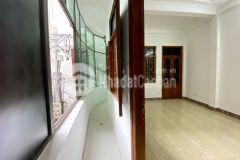 Lô góc hoàng mai, gần ôtô tránh, dt 35 m2, 4t, nhỉnh 3 tỷ.