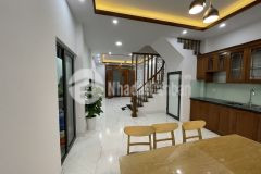 Bán nhà 5,9 tỷ, bờ sông trần đại nghĩa, hai bà trưng, 55m2x5t căn góc, ô tô cách nhà 20m