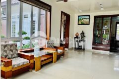 Mình cho thuê biệt thự đơn lập 3 mặt thoáng