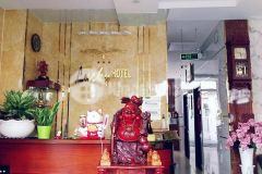 Biệt thự kiêm khách sạn 4 tầng khu tên lửa q bình tân ngang 10m 215m2 chỉ 23,8 tỷ