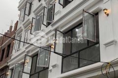 Seri lô 9 căn nhà 5 tầng đẹp long lanh phố thạch bàn