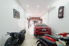 Nhà phố giáp bát kinh doanh đỉnh 73m2x5t, giá 16.2 tỷ.