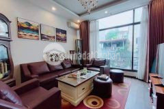 Nhà mặt phố thụy khuê 40m2 x 5 tầng kinh doanh sầm uất