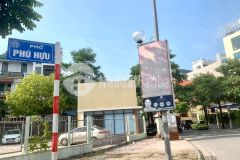 Chính chủ bán nhà mặt phố phú hựu bồ đề, long biên.