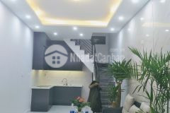 Cần bán gấp nhà đẹp hoàng mai ngõ thông gần phố 2,95 tỷ.