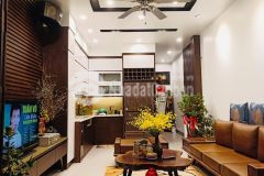 Gấp bán nhà trước tết 40m2, 6t, mt 5,6m gara, ô tô, phố hoa bằng cầu giấy giá 8 tỷ