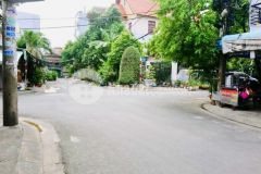 Bán nhà tân phú, gần đầm sen, 60m2, 4 tầng, nhà mới, hẻm xe tải 6m,giá 5,6 tỷ.