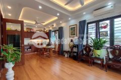 Lô góc, kinh doanh, 52m2, 5 tầng, gara ô tô, cổ linh, tư đình, nhỉnh 8 tỷ