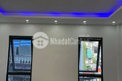 Nhà cổ linhcổ nhưng mới dt40m2 5t mt4,1m 4,23 tỷ.