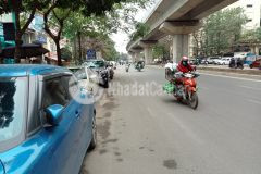 Nhà 5 tầng, kinh doanh khủng, vỉa hè rộng mặt phố hào nam, đống đa. 0911554873.