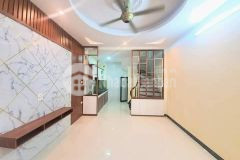 Nhà đẹp thông số vàng hoàng mai, 45m5t, 4,15 tỷ.