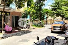 Nhà phân lô, vỉa hè, đường rộng 8m, thang máy dt42m, 6t, mt3.5m nhỉnh 8 tỷ.