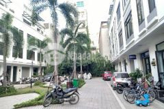 Cần bán gấp căn btlk tại timesscity 90m2, mt5m kinh doanh rất đỉnh chỉ 26ty.0589593999.0961334883..